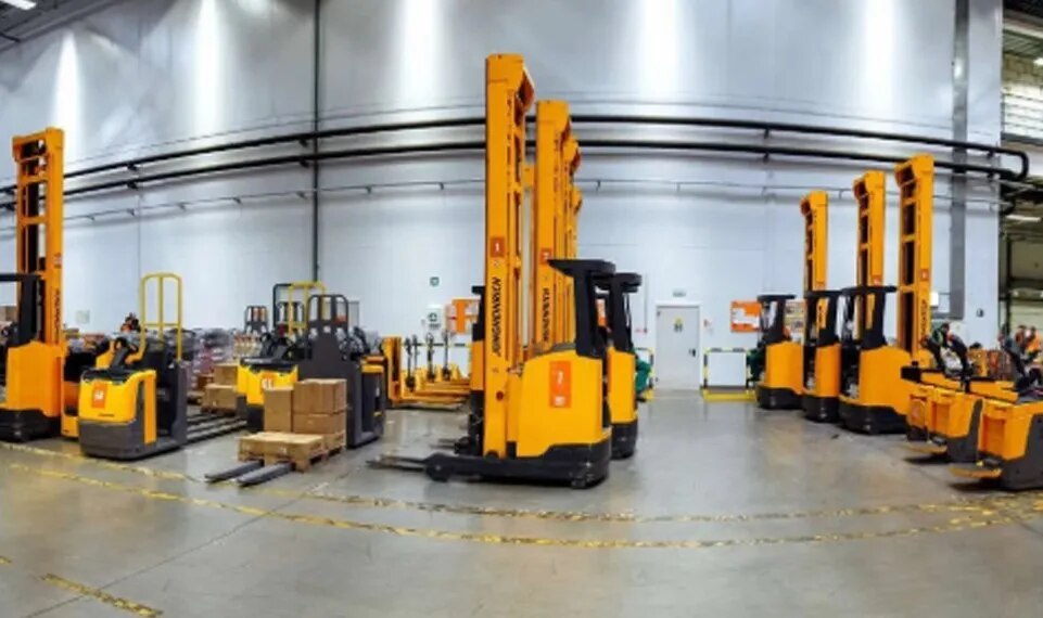 MATERIAL HANDLING EQUIPMENTS image 1