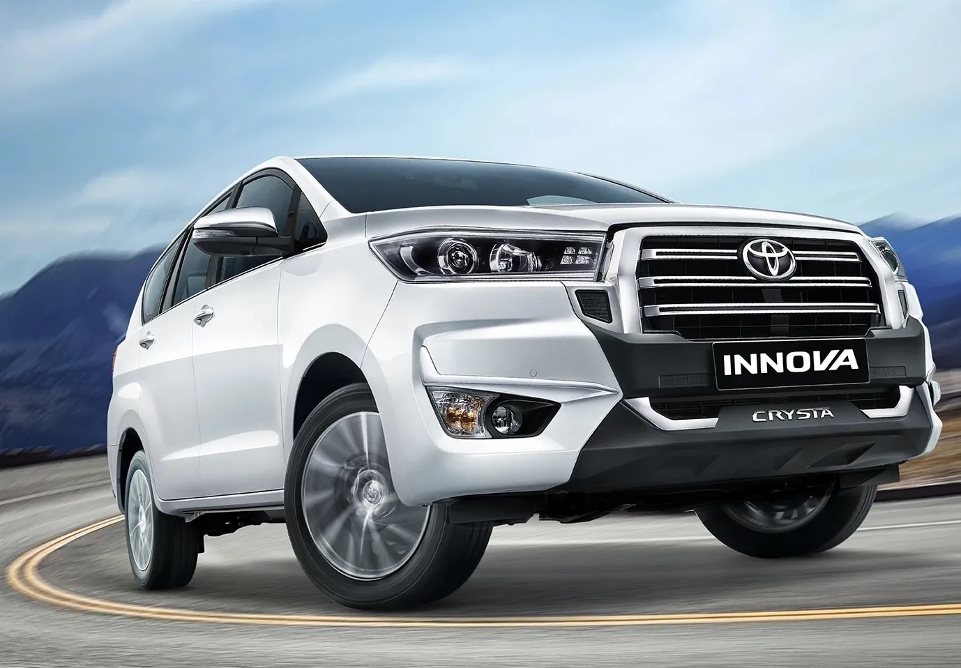 Innova Crysta image 1