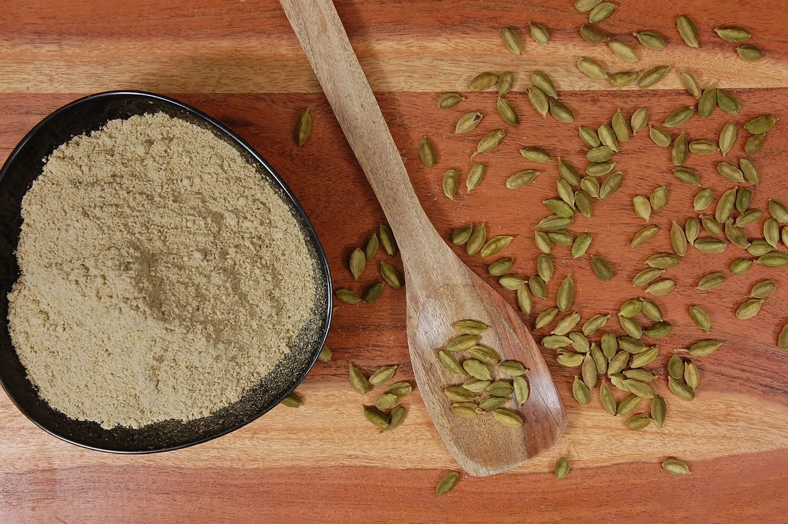 ✨ SS Overseas India is a trusted global exporter of premium-quality Green Cardamom Powder, sourced f image 1