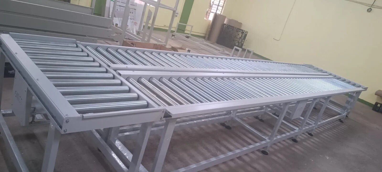 MS GRAVITY ROLLER CONVEYOR image 1