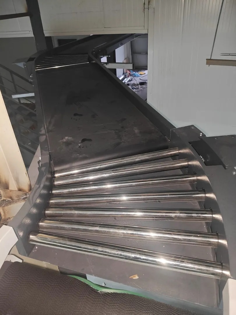 HANGING 45 DEGREE ROLLER CONVEYOR image 1