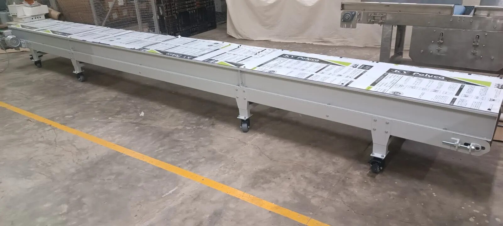 FLAT BELT CONVEYOR image 1