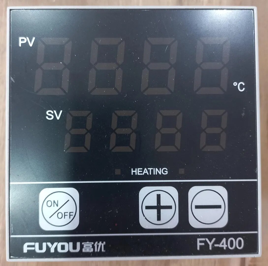 Fuyou FY 400 Oven Temperature Controller image 1