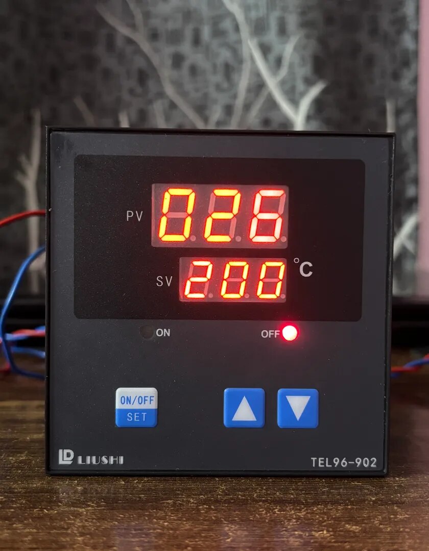 Liushi TEL 96 902 Temperature Controller image 1