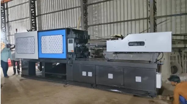 High Speed Plastic Injection Molding Machine image 1
