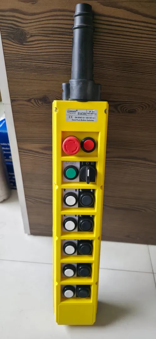 10 Button Pendant Control Station With Emergency,Stop,Start & Selector Switch image 1