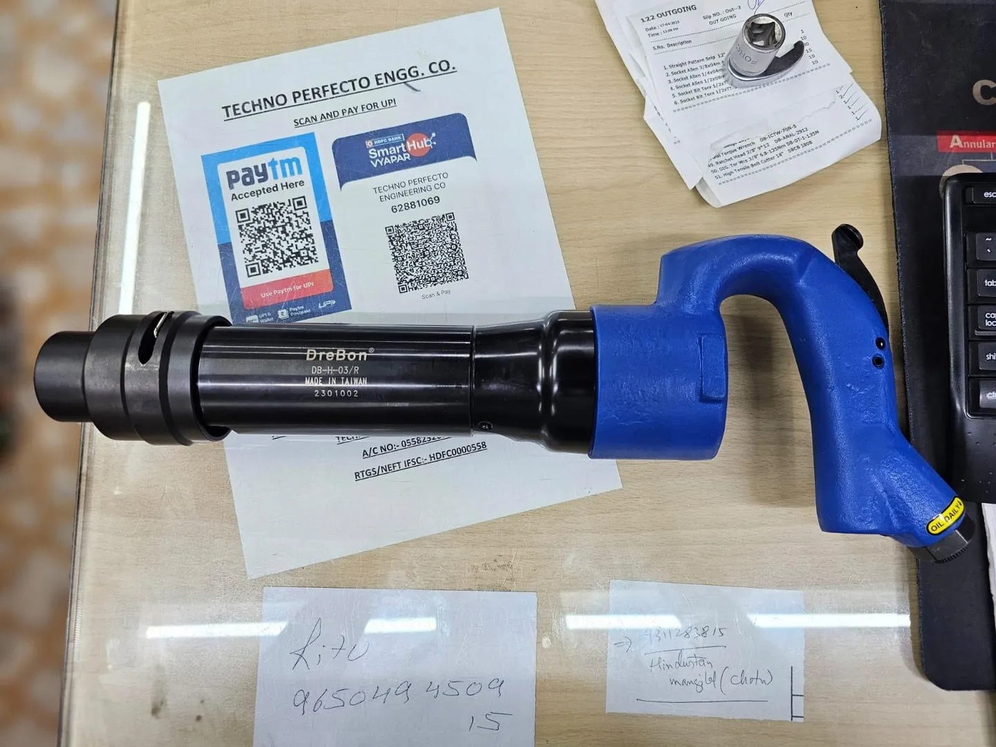 Drebon DB-H-03/R Industrial 3" Air Chipping Hammer image 1