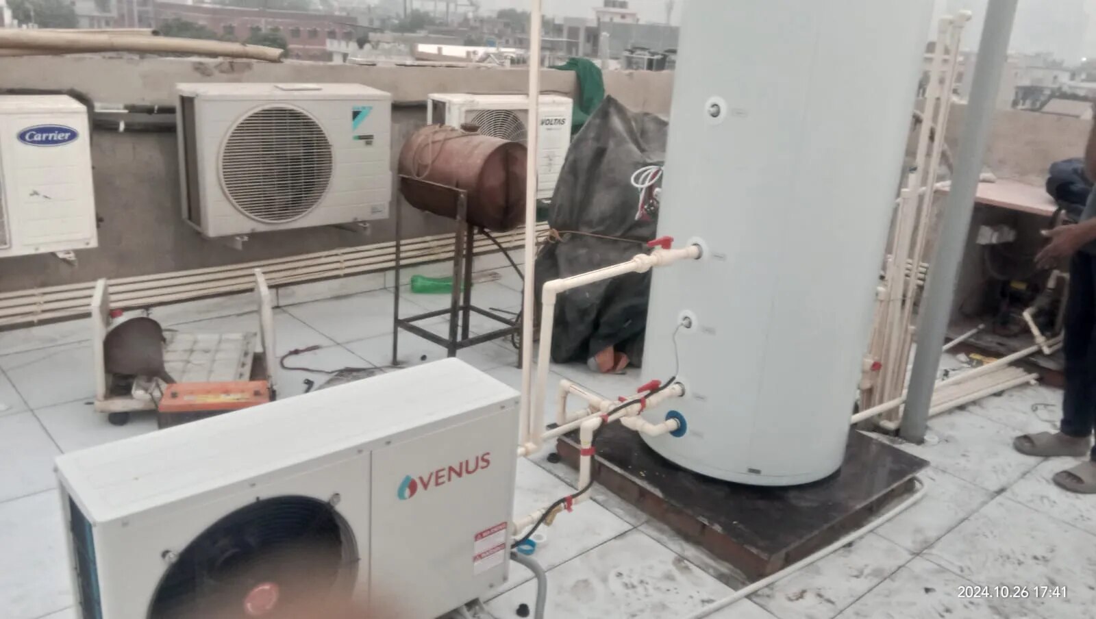 Venus 300LPD Heat Pump Water Heater image 1
