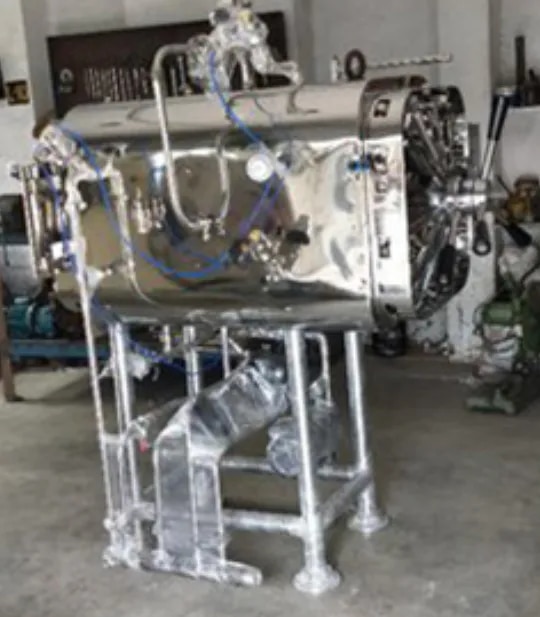 Horizontal Autoclave image 1