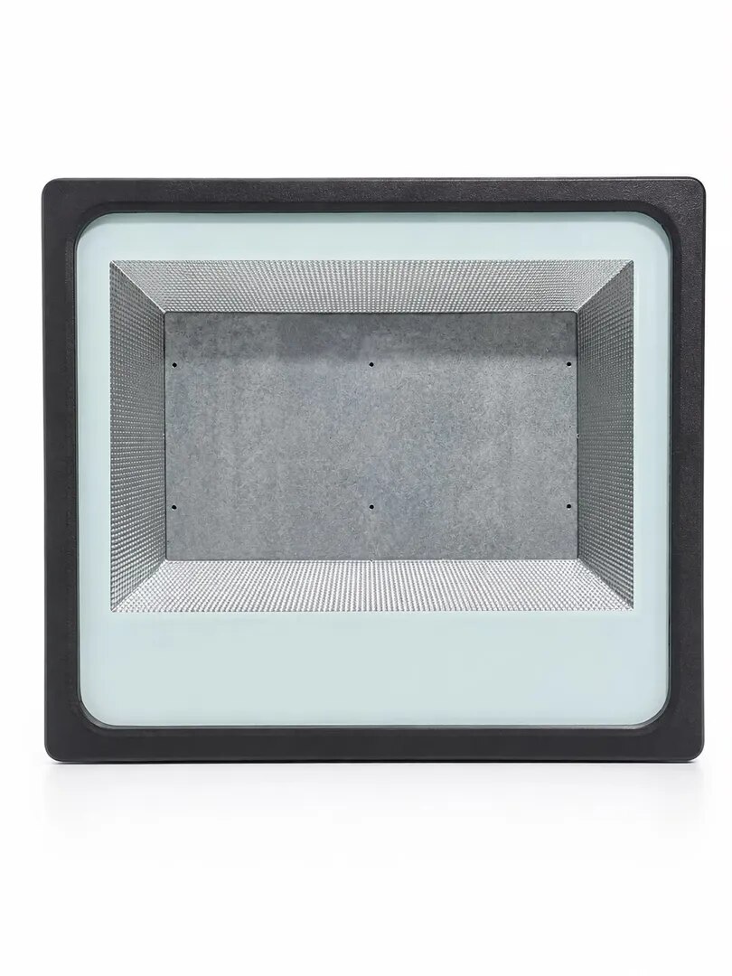200 W UNIQ image 1