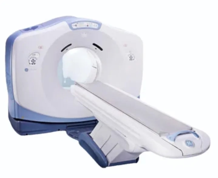 GE Healthcare Optima MR450w 3T Magnetic Resonance Imaging Machine image 1