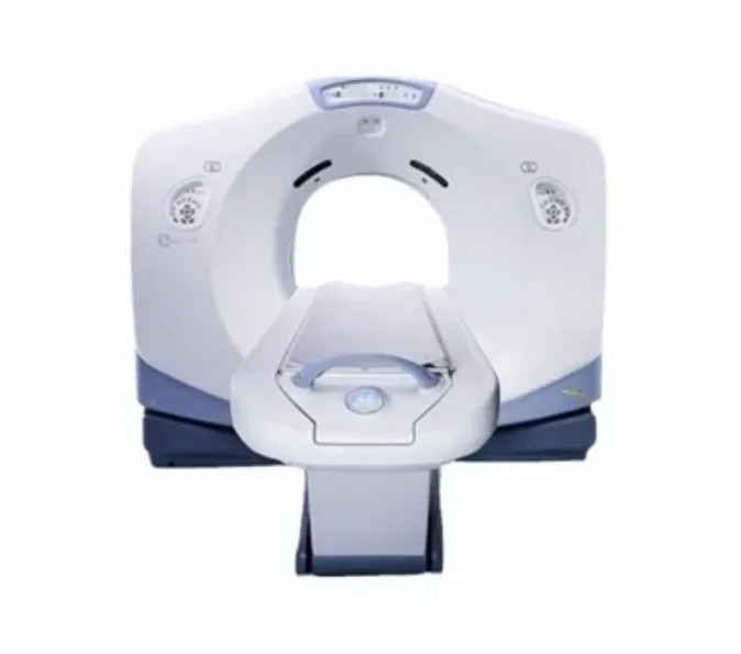 GE Healthcare SIGNA Explorer 1.5T Magnetic Resonance Imaging Machine image 1