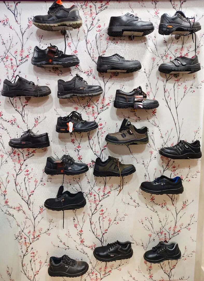 Safety Shoes image 1