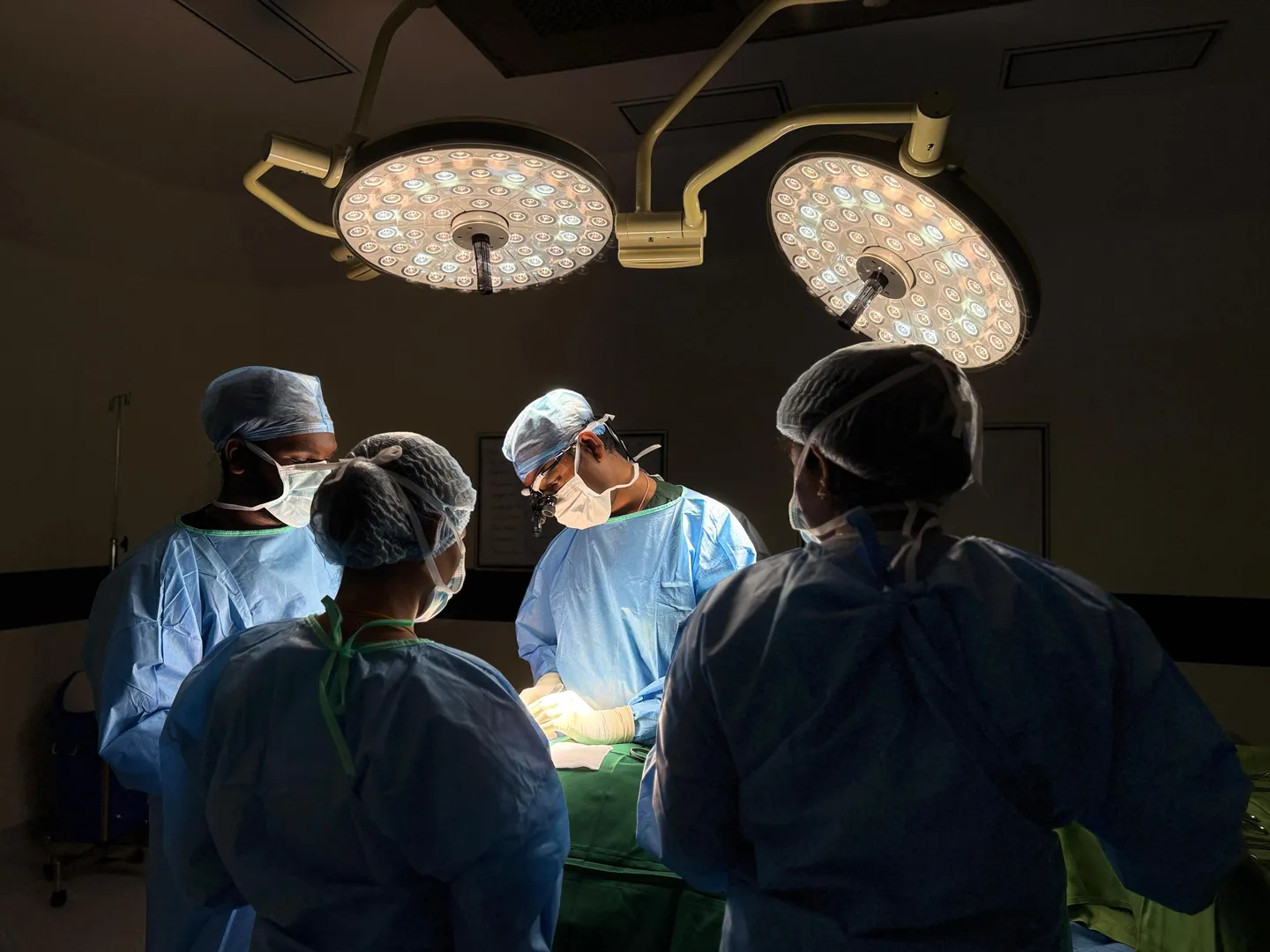 Thyroid Surgery image 1