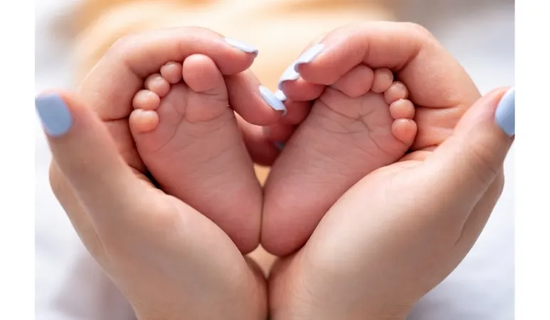 NORMAL DELIVERY & C-SECTION  image 2