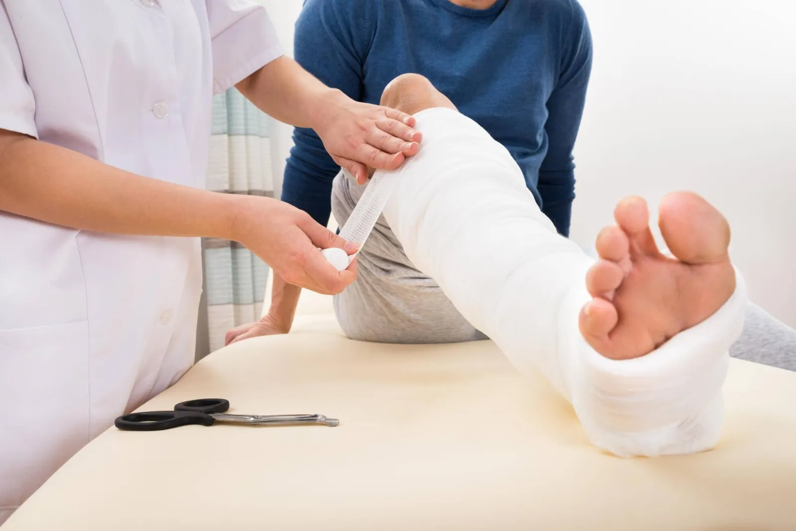 Best Trauma and Fracture Treatment Hospital in Bibwewadi, Dhankawadi, Market Yard, Kondhwa, Pune image 1