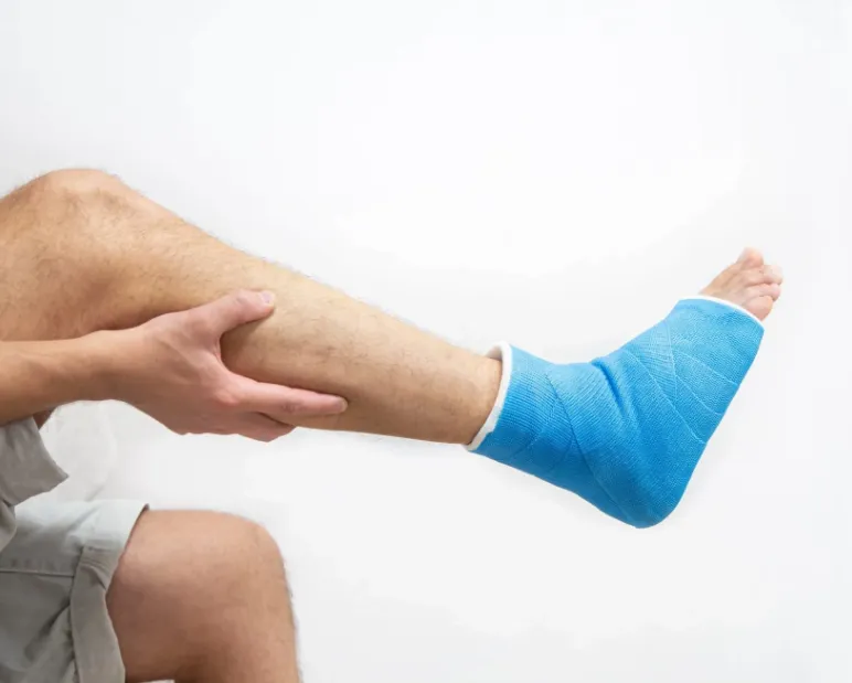 Leg Fracture Treatment image 1