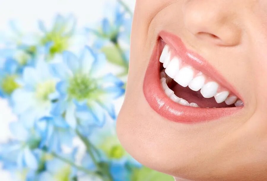 Teeth Whitening & Smile Makeover image 1