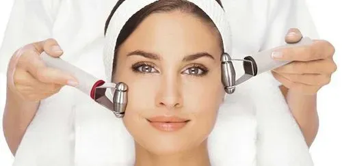 MEDI FACIALS service image