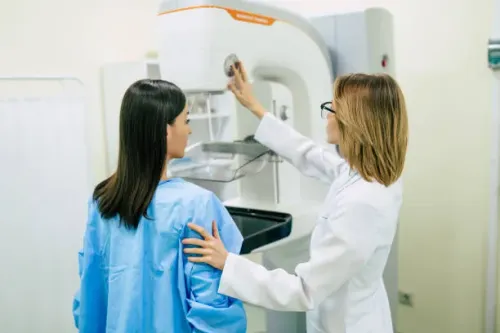 Breast cancer treatment service image