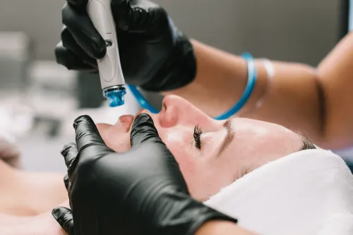 Hydrafacial MD - Deluxe & Signature service image