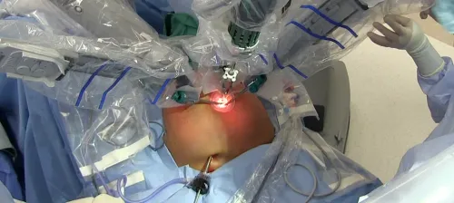 ROBOTIC SURGERY FOR GYNECOLOGICAL TUMOURS service image
