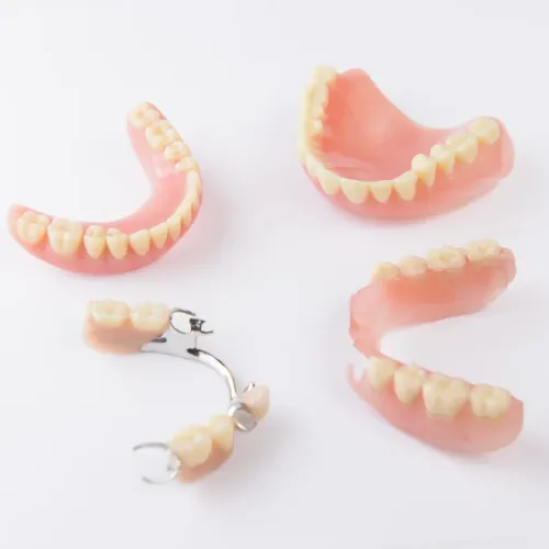 Complete and partial dentures Treatment in Kharadi , Wadgaon Sheri service image
