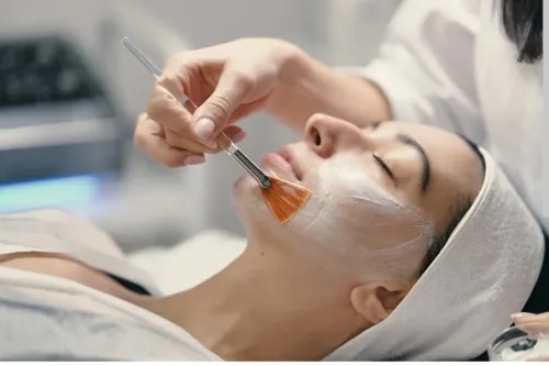 Chemical Peel Treatment Specialist service image