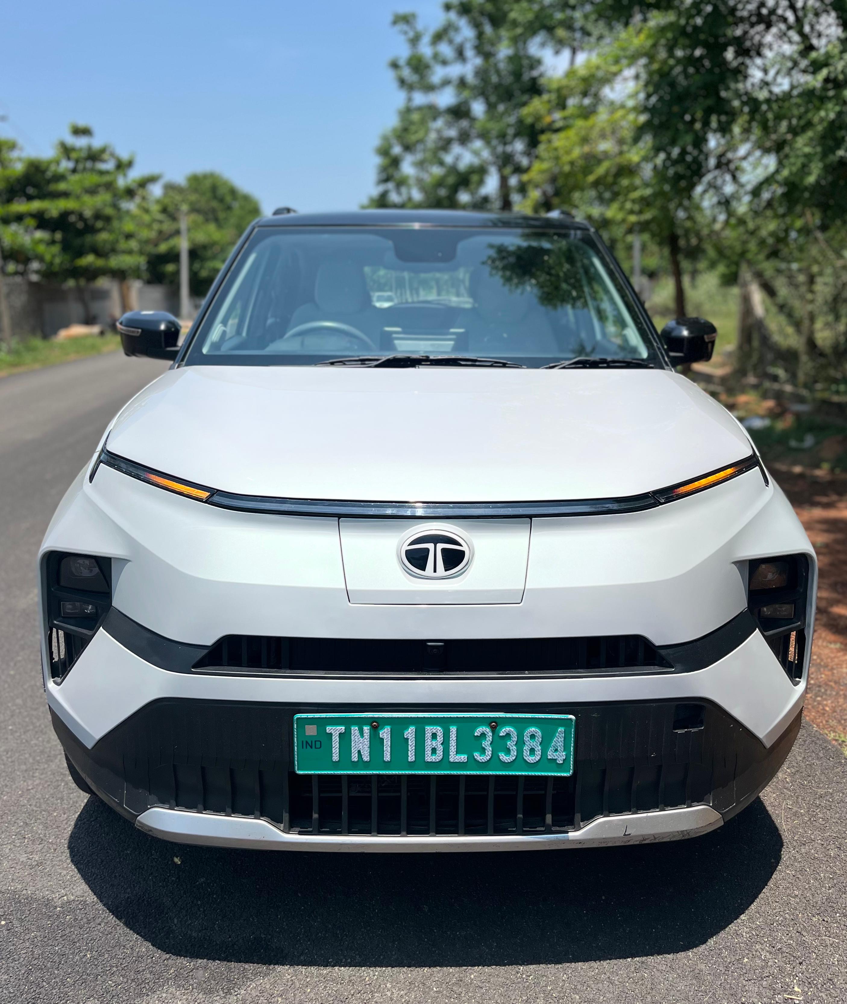 EV Tata Pu