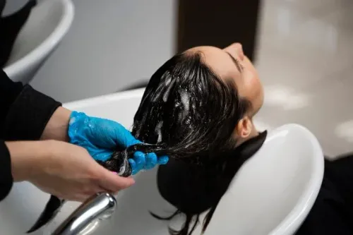 Hair regrowth and strengthening therapies service image