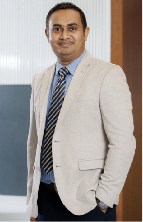 Dr Amol R Jadhav