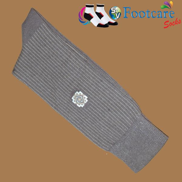 WELCOME TO S.V HOSIERY, We S.V HOSIERY are the best manufacturers and suppliers of Gent’s Socks that has been made using materials that have undergone stringent quality checks.  The price at which this product is offered is affordable and nominal which further adds-on to the overall benefits of opting for this product.FeaturesOutstanding finishingSoft and simpleVaried colors