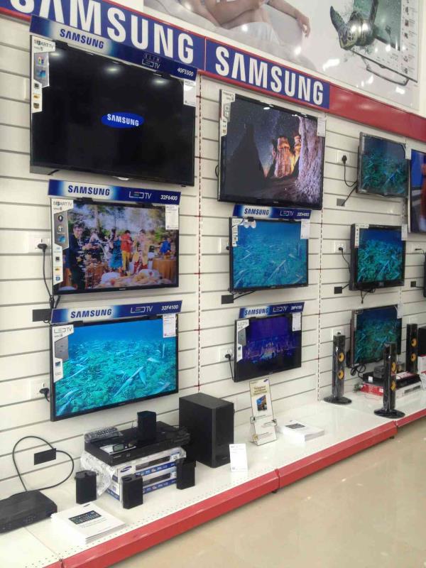 ELECTRONIC RACKS