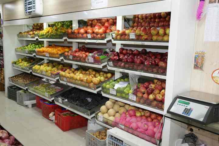 FRUIT & VEGETABLE DISPLAY RACKS