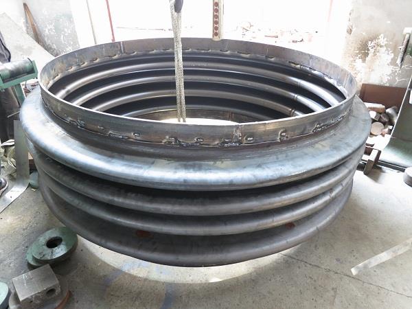 Starflex Bellows are a renowned manufacturer of Metallic Bellows. We are located in Vadodara, Gujarat, India.