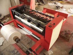 Reel To Sheet Cutting MachineManufacturer of a wide range of products which include reel to sheet cutting machine.We are one of the Leading Manufacturers and Suppliers of Reel To Sheet Cutting Machine in market. Offered Printing Machine is made using ultra-modern Technology and optimum quality components under the supervision of our adroit professionals.