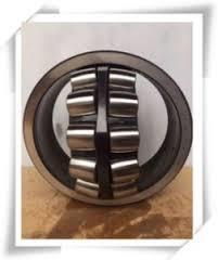 Calculation dataBasic dynamic load rating C 217 kNBasic static load rating C0 240 kNFatigue load limit Pu 26.5 kNReference speed 4800 r/minLimiting speed 6300 r/minCalculation factor e 0.22 Calculation factor Y1 3 Calculation factor Y2 4.6 Calculation factor Y0 2.8 MassMass bearing 2.1 kgFor additional information about the meaning and limitations of the product data, refer to Spherical roller bearings and Principles of bearing selection and application.