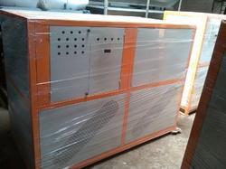 Backed by rich industry experience and knowledge, we have been able to satisfy the diverse needs of clients by offering Water Packaged Chiller. The offered online chillers are acknowledged among customers owing to their easy installation. These online chillers are developed by using top notch material & contemporary technology at our advanced manufacturing unit. We offer these online chillers in various specifications for meeting the needs of patrons.Features:    Robust construction    Long life    Low operational cost Specifications:    Voltage: 3N-380/415V-50/60HZ    Water tank: 120L    Cooling tower: 6T    Cooling Capability(kw): 8.4 kw