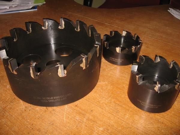 These are substitute to drills. Available in Brazed carbide ( Carbide Tipped ) fro Diameter 25 mm to 200 mm. This tool can make holes in Steel and cast iron. The advantage of this tool is it requires less torque for cutting. The power consumption of the machine is reduced. This tool gives high Productivity because of less machining time. 