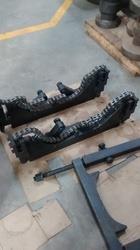 v block with chain clamp