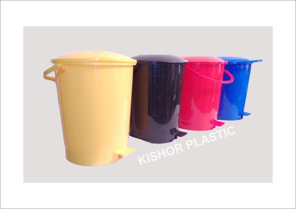 Biomedical Dustbins are widely used in pharmaceutical company, hospitals and laboratories. It's helps to differentiating different kinds of bio- medical waste.We offered wide range of waste managment dustbin in under swachh bharat abhiyan for home and Industries uses.