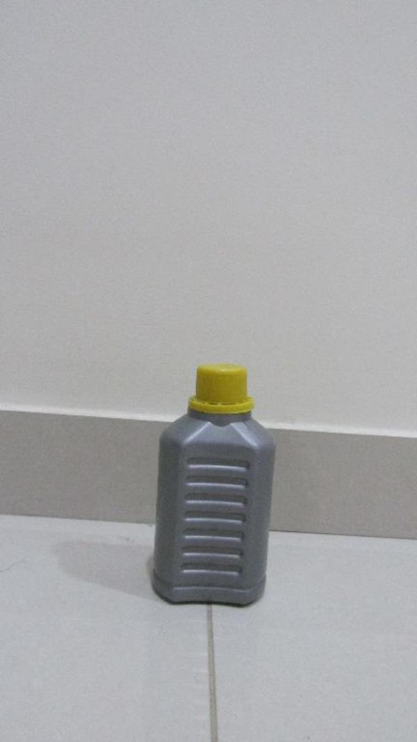 200ml Ribbed Bottle