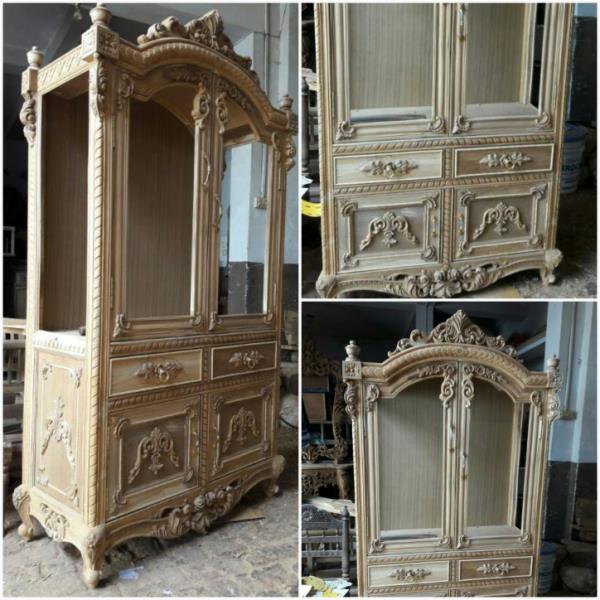 teak wood carving wooden almirah size h 7 fet w 4 fet d 20 inch full designer carving almirah best quality ready for order only after order to 20 to 30 camplet
