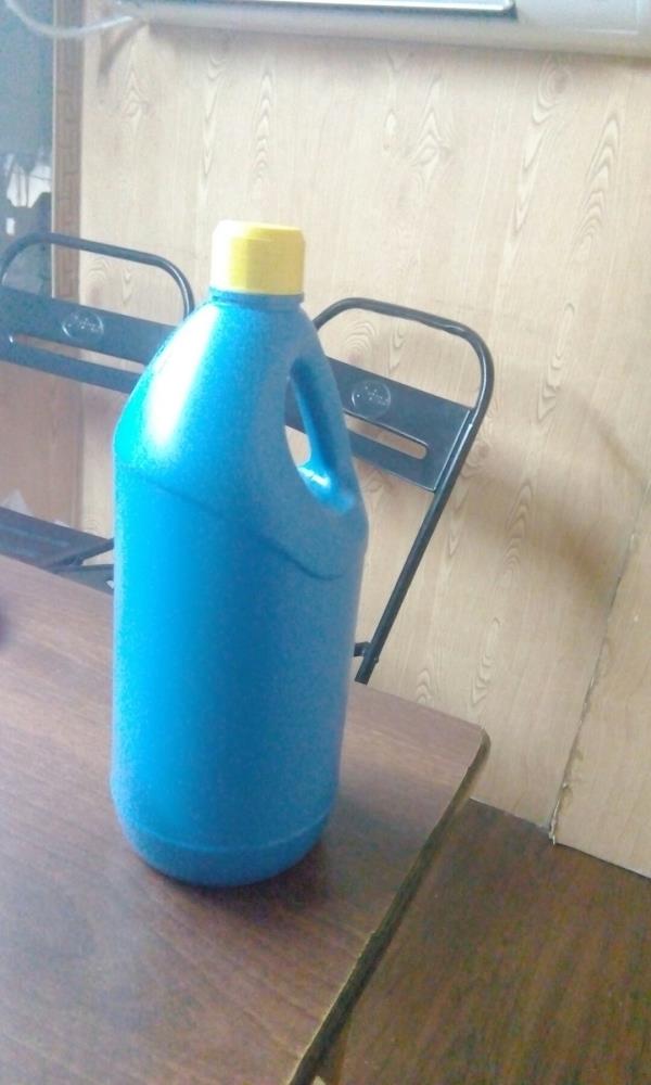 This Plastic Bottles are also called as Pesti Bottles. This bottles are used fill chemicals , Pesticides , Coolant etc. It comes in range of 250ml , 500 m l, & 1 ltr.