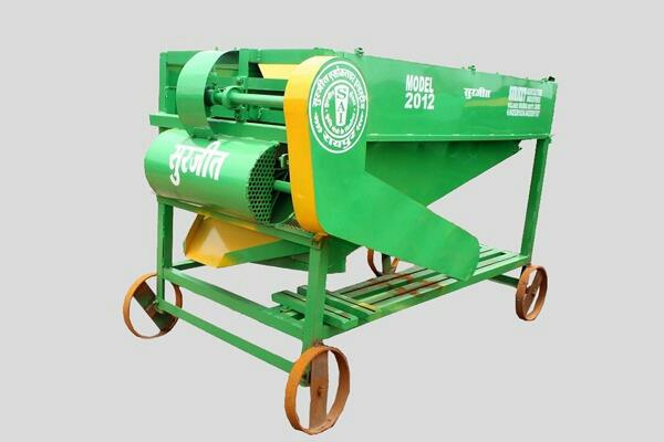 Capable of cleaning all types of crops.Capable of running with 2 HP electric motor.Capable of cleaning 45-50 sacs of crops in an hour.Available in all different colours.