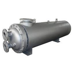 We are the leading manufacturer of Shell and Tube Heat Condensers and our product is made of good quality.Product Details:Minimum Order Quantity - 1 UnitWater Capacity (T/H) - 10.9Pressure - 0.065 barHeat Capacity - 0.70 (MW) Per 60(KCAL) *104( H)