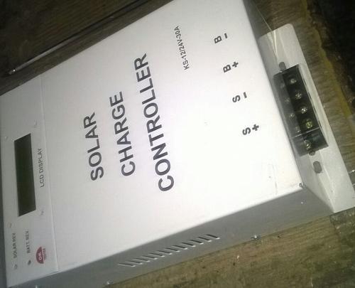 LCD Display Solar Charge Controller 12/24v-40a ManufacturerWe Offer a wide range of Electronic SPV Charge Controllers / Regulators with standard and custom built versions. The Standard model generally conforms to MNRE specifications.Key Features :• Affordable• Safe, efficient and reliable • Easy to install • PWM Charging • Temperature Compensation • As per MNRE Specification• Micro Controller Based High efficiency electronicsGeneral Specifications and Features:Housing material MS ProvisionsFuseLCD indications Battery charging in processBattery Charged (Charging disconnect)Battery deep discharge (Load disconnect)Battery VoltageSolar VoltageCharging CurrentLED indications Solar ReverseBattery ReverseProtection options :Battery Reverse polarityBattery deep dischargeBattery Overcharge100% short circuitSurge/lightningElectrical Specification:For Solar Charge Controller 24V-40ALoad disconnect battery voltage 22 ± 0.2 volts or as requiredLoad reconnect battery voltage 24.5 ± 0.2 volts or as requiredConstant Charging voltage 28.5 ± 0.2 volts or as requiredIdle current consumption Less than 5maFor Solar Charge Controller 12V-40ALoad disconnect battery voltage 11 ± 0.2 volts or as requiredReconnect battery voltage 12.5 ± 0.2 volts or as requiredConstant Charging voltage 14.5 ± 0.2 volts or as requiredIdle current consumption Less than 5maAdditional Information:Minimum Order Quantity: 25 Piece(s)