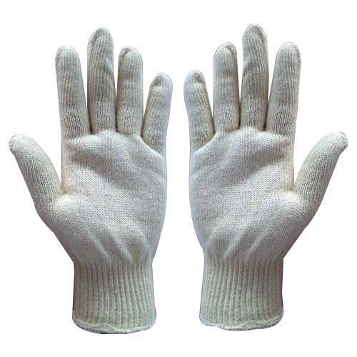 Backed by the support of our talented professionals, we have been able to trade a qualitative range of Knitted Hand Gloves.Specification:100% Cotton Knitted GlovesFeatures:LongevityShrink resistanceSmooth texture
