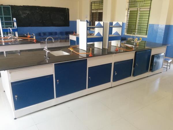 Lab workbench
