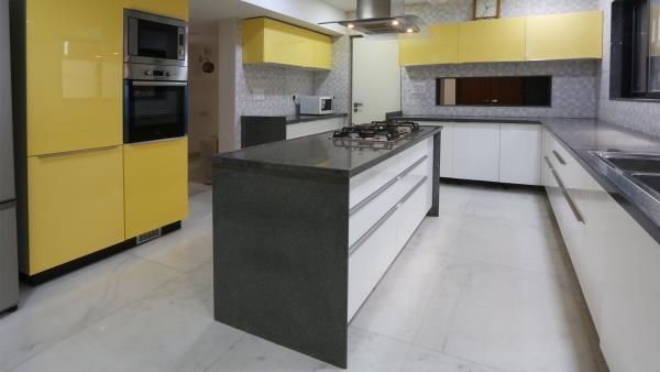 Arancia Modular Kitchen, Range Charme